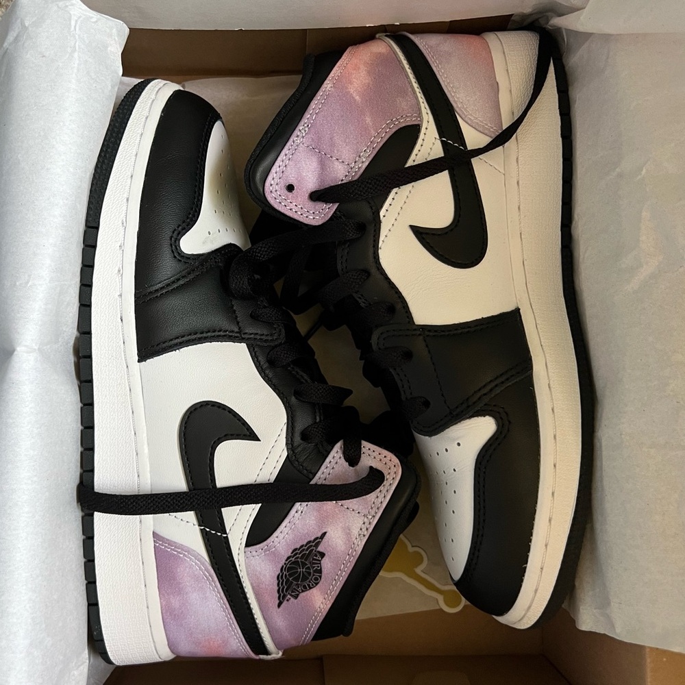 Nike Jordan 1 Mid SE Zen Master
